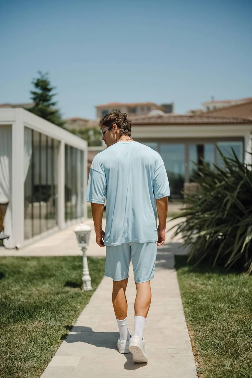 Basic Bleu With Pocket Tshirts - Image 3