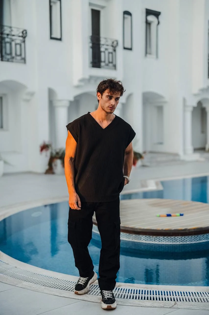 Basic Plain Tshirt - Image 4