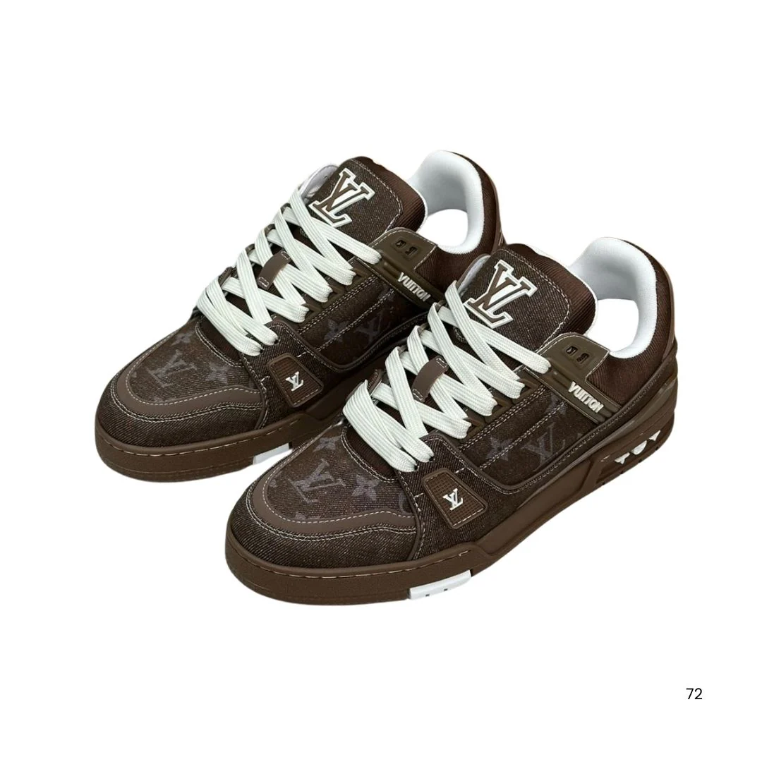 Sneaker 54