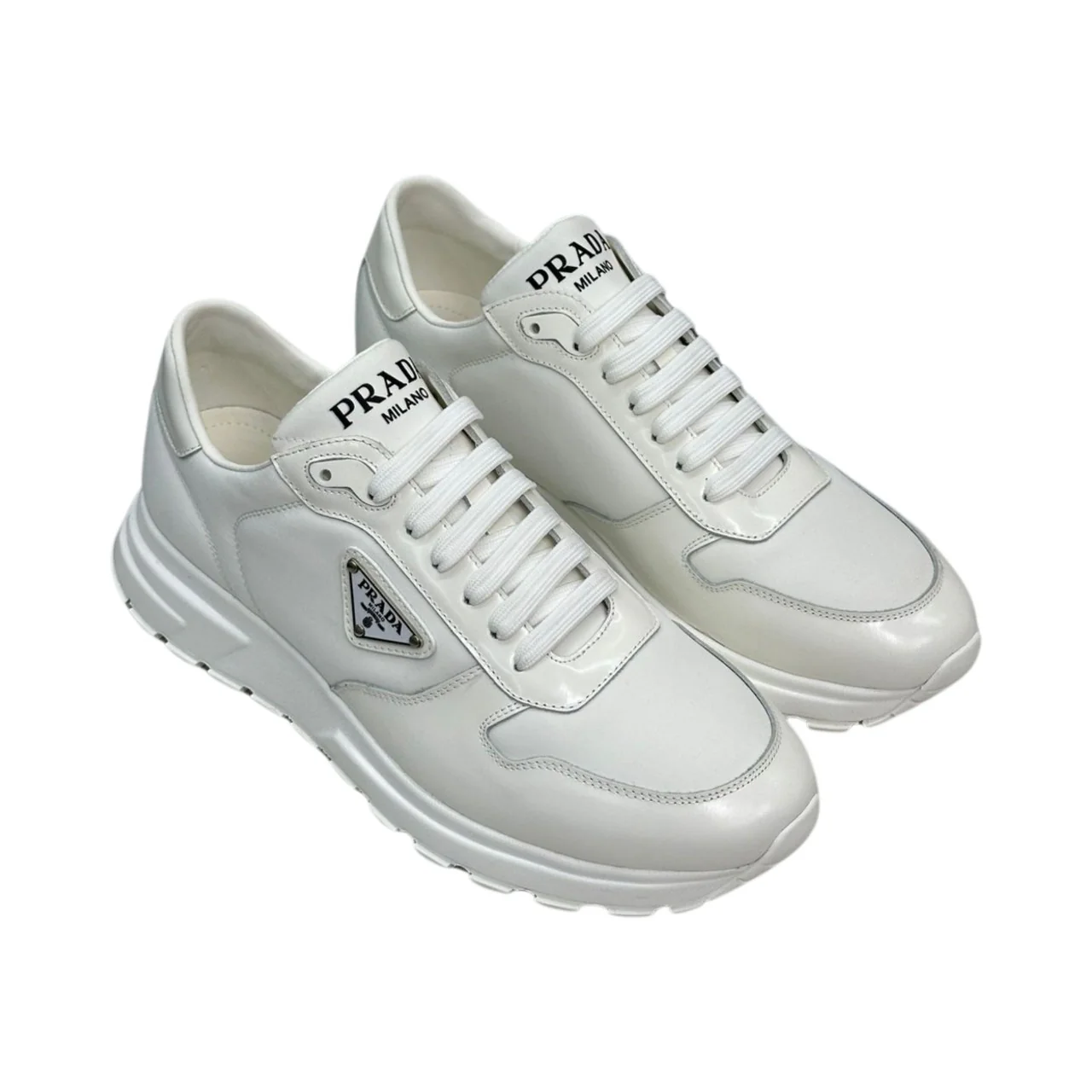 Sneaker 82